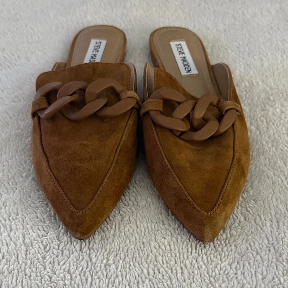 Steve Madden Tan Suede Chain Mules - Picture 2 of 4